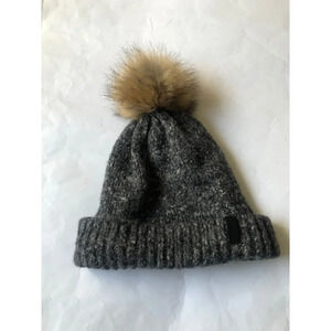 Bula women’s Faux fur Cable knit Beanie hat